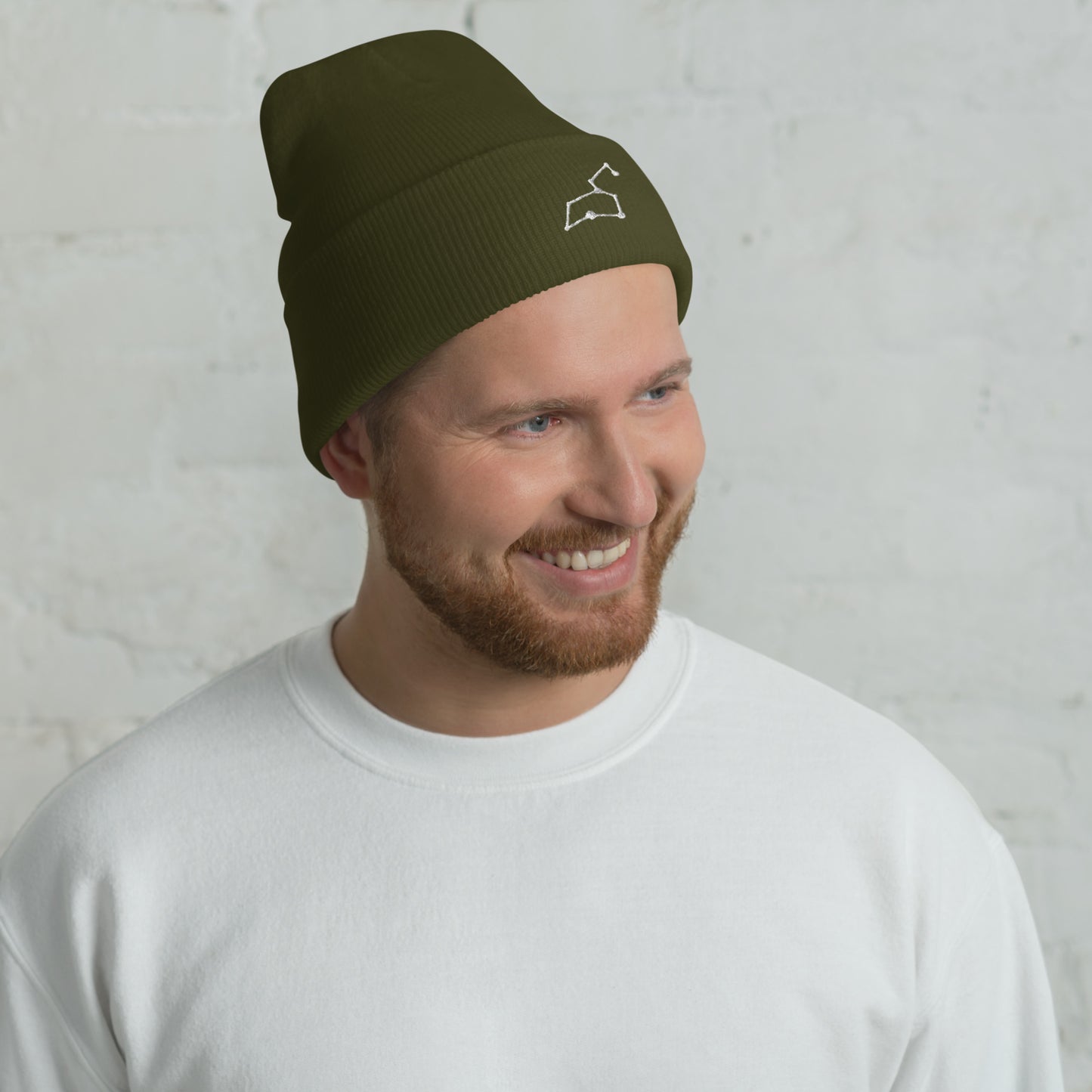 leo beanie